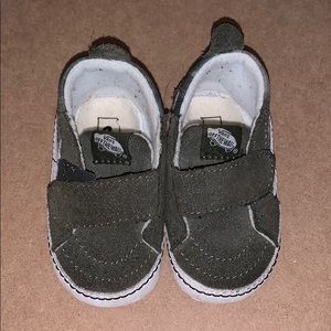 Baby Vans sneakers